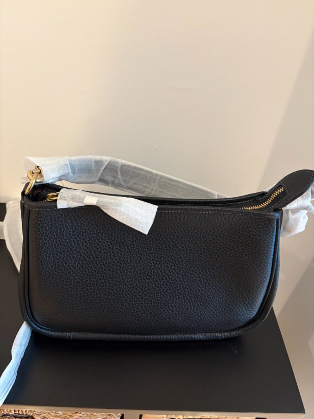 Coach Soft Pebble Leather Cary Convertible Crossbody Black - Picture 3 of 9